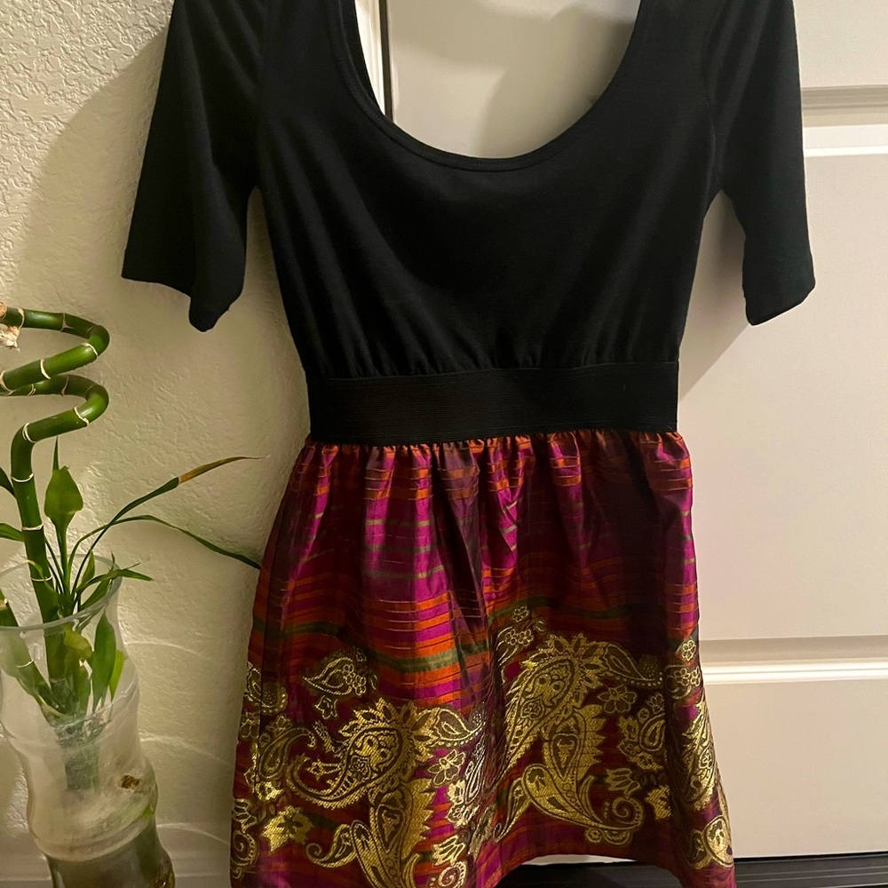 Junior dress xS gold detail